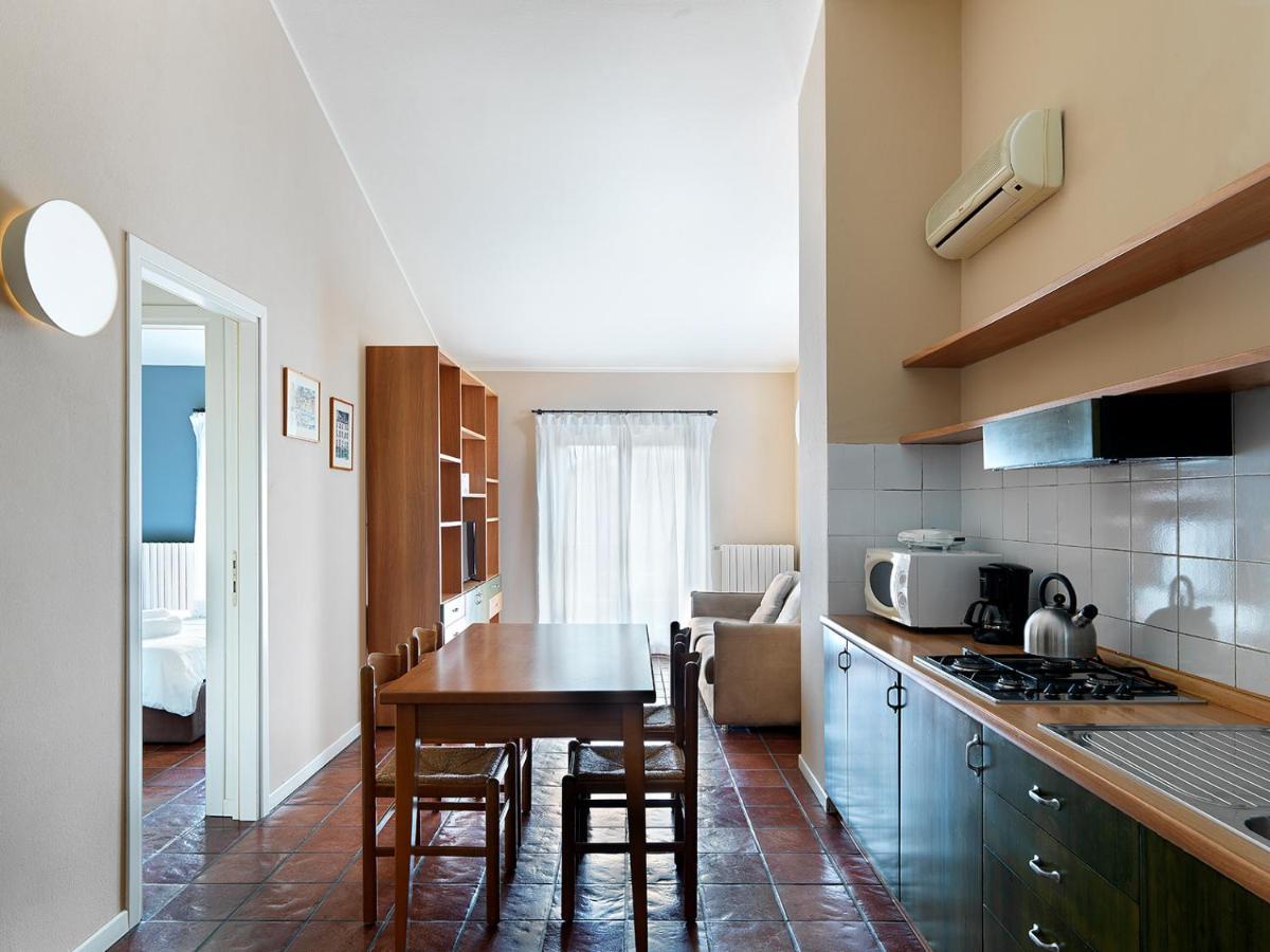 Residence Il Melograno 마네르바 델 가르다 외부 사진